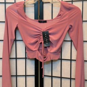 Fashion nova top… size small… color mauve